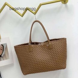 Large Designer Double Lady One Bag Botteag Bags Autumn New Venetas Sided Woven 2024 Basket Capacity Cabat Shoulder Crossbody Tote Handbag 4GNA