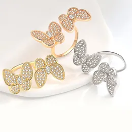 Voller Diamant -Schmetterlingsring weibliche Designerdesign Fritillaria Eröffnung Ring Hochwertiges Schmuckgeschenk Hochzeit Geburtstag Valentinstag Weihnachtszubehör