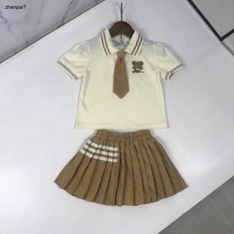 Top girls dress suit baby tracksuits kids designer clothes Size 90-140 CM Academy style short sleeved T-shirt and pleated skirt 24April