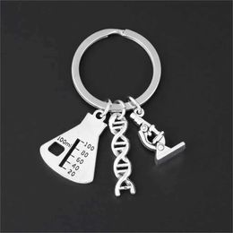 Keychains Lanyards 1Pc Doctor Molecular DNA Microscope Keychain Science Microscope Equipment Keyring For Medicine School Gift Jewelry Y240510