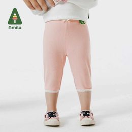 Byxor Amila Baby Leggings 2024 Sommar Ny hög studsvänlig fast färg med andningsbar Capri Pants Childrens klädsel2405