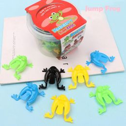 Party Favor 12Pcs/Box Jumping Frog Toys Parent-child Bounce Frogs Assorted Stress Relief For Kids Bitthday Favors Piniata Fillers