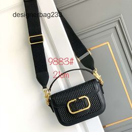 Handwoven Woman Vallenteno Bags Casual Vo 2024 Designer Knitting Crossbody Cowhide Small Square New Shoulder High-end Fashion Versatile Bag MJZM