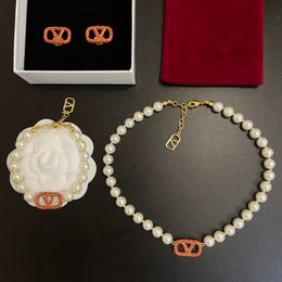 Designer clássico Valen New Pearl Jewelry Set Gift, colar de pérolas para enviar o amor da mãe