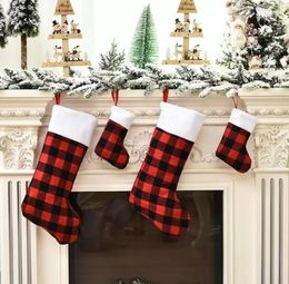 Christmas Stockings Family Xmas Tree Decoration Fireplace Hanging Stocking Candy Gift Bag Santa Classic Red Black Buffalo Plaid Ho2718413