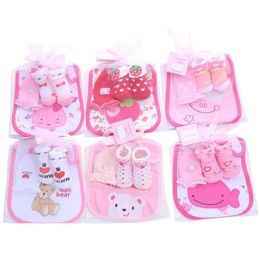 Calzini per bambini 1 sacchetto di calzini per bambini in cotone puro+guanti+bavaglini calzini corti baby cartoni animati per bambini neonati autunno kawaii baby regalo calzsl2405