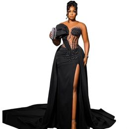 Sexy Black Mermaid Prom Dresses Side High Split Illusion Bodice One Shoulder Long Satin Evening Dress Beaded Pleats Pageant Special Occasion Gown For Women