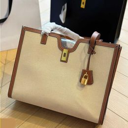 10A Fashion Large Lock Designer Handbag Leather Ladies Vintage Bag Shopping Luxurys Crossbody Shoulder Capacity Handbags Female Tote Pe Qbbg