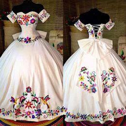 Mexican Embroidered Quinceanera Dresses Off Shoulder Crost Back Gowns Sweet 15 Dress Girls Ball Gown Theme Prom Vestidos 241i
