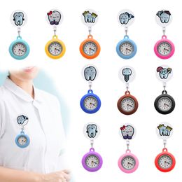 Pocket Watches New Teeth Clip Brooch Fob For Medical Workers Retractable Arabic Numeral Dial Nurse Watch Badge Accessories Digital Clo Ot97V