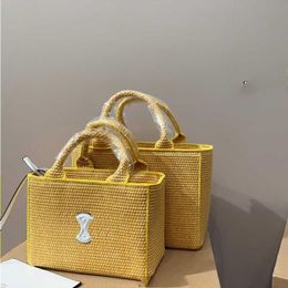 10A Fashion Bag Woven Designer 240415 Straw Beach Bags Bag Women Handbag Totes Ce Capacity Bag Embroidered Underarm Bag Large Tote Shop Siuw