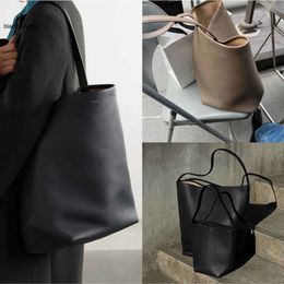 The Row TR Tote with Pattern Junior Layer Bag Cowhide Litchi Grade Large Capacity Shoulder Bucket Bag