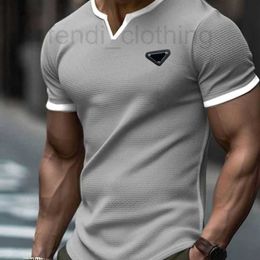 Men's T-shirts Designer Brand New Sports And Leisure T-shirt Summer Trend Breathable Quick Drying Large Size Short Sleeved Small Square V-neck Peach Heart Tshirt L1GY