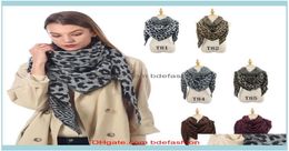 Hats Scarves Gloves Aessorieswoman Leopard Triangle Oversize Winter Warm Tassel Scarf Fashion Large Long Shawl Wraps Pashmina Bl5240507