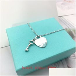 Pendant Necklaces 19Mm Hear Gold Key Women Fashion Simple Couple Jewellery Painted Stainless Steel Valentines Day Christmas Gifts For Gi Dhksp