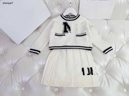 Top girls tracksuits Cute white kids dress suits Size 100-160 Wool blend cardigan and short skirt Dec20