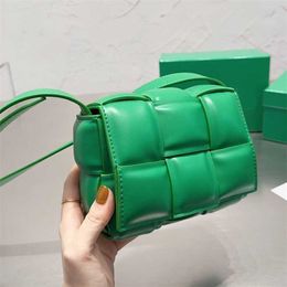 Hip Woven luxury handbag crossbody bag Women designer bag mini Woven shoulder bags Ladies Classic Wallet Purses Handbag