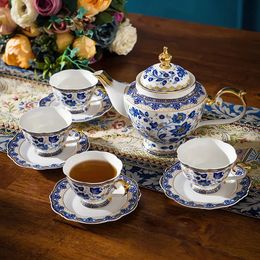Blue and White Porcelain Tea Set of 13 Pieces Bone China With Teapot Cup Ceremony Teaware Kitchen Dining Bar Home Garden 240508