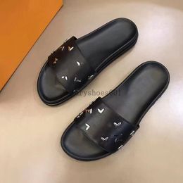 Luxury designer slides platform slippers bom dia flat comfort mule genuine leather men sandals buckle flip flops summer beach shoes 5.14 02