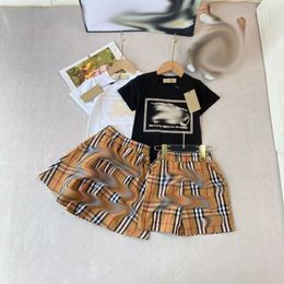 2024 new summer high-quality casual foreign short-sleeved skirt two-piece suit cool men, women, brothers, sisters, brothers and sisters suit large children.