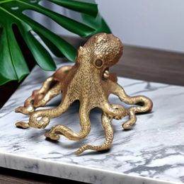 Brass Small Octopus Ornament Office Mini Statues Lucky Household Decorations Innovative Design Incense Holder Means Wealth 240516