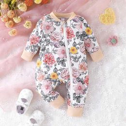 Rompers Baby Girls Newborn Romper 0-18 Months Toddler Clothes Infant Cute Floral Long Sleeve Zipper Opening JumpsuitL240514L240502