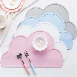 Table Mats 2Pcs Cloud Shape Placemat Kids Plate Mat Food Grade Silicone Pad Waterproof Heat Insulation Kitchen Gadget Easy Cleaning