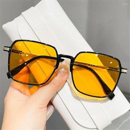 Sunglasses Vintage Eyewear UV Protection Oversized Shades Ladies Sun Glasses Clear Frame