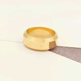 New designer ring Gold Band Rings Mens Designer Titanium Steel Ring letter Jewelry Luxurys Silver Wedding Love Rings For Women Never fade Not allergic
