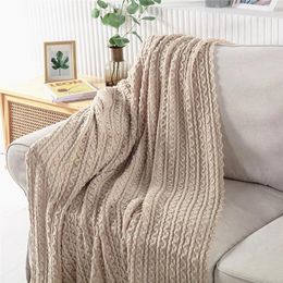 Blankets Nordic Knitted Throw Lightweight Decorative Warm Woven Soft Cosy Knit Blanket With Tassel For Travel Sofa Bed
