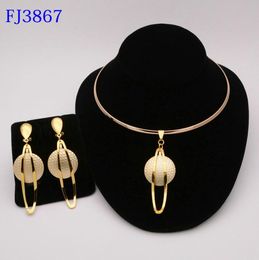 Fashion Woman Wedding African Beads Jewellery Set Gold Colour Fashion Dubai Gold Colour Bridal Gift2304878