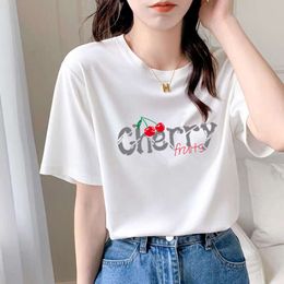 Designer T Shirtpure Cotton Short Sleeved T-shirt för kvinnor 2024 Summer Ny Loose Korean överdimensionerade kvinnors avslappnade mångsidiga mittlängd Topp K487