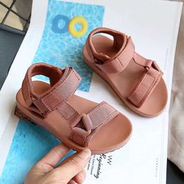 Sandals Boys Sandals Girls Summer Shoes Fashionable Childrens Beach Sandals Classic and Simple Soft Rubber Soles Childrens Sandals Open Toes 21-36 d240515