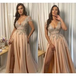 Champagne A Line Split Evening Dresses V-Neck Lace Applique Cap Sleeve Beads Floor Length Prom Dress Formal Party Gowns 0515