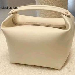 The Row TR High-grade Texture Bag Layer Cowhide Autumn Niche Design Lunch Box Bucket Female Leather Handbag High Quality Womens Bag