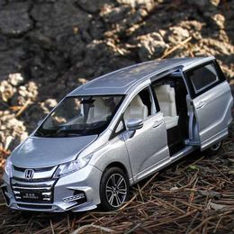 Diecast Model Cars 1 32 Honda Odyssey MPV alloy car model die cast metal toy car model simulated sound and light series childrens gifts