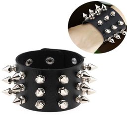 Charm Bracelets 1PCS Gothic Wristband Vintage Punk Style Studded Spike Wrap Bracelet Wide Cuff PU Leather Metal Fashion Bangles9656971