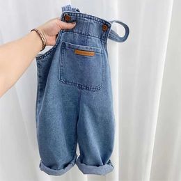 Overalls Baby boy and girl solid denim top baby jumpsuit childrens clothing set summer girl jeans bib suit d240515