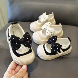 Sneakers Zapatillas Childrens Sports Shoes Autumn Kick resistant Girls Canvas Bow Baby Walking Soft Sole Casual Zapatos Ni a d240515