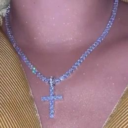 Tennis Hot selling Sparkling Cross Butterfly Pendant Water Diamond Womens Necklace 2021 Crystal Tennis Clavik Chain Necklace Hip Hop Gift Jewellery d240514