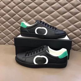 Designer Casual Shoes Bee Ace Sneakers Low Mens Shoes High Quality Tiger Embroidered Black White Green Stripes Walking Sneakers 5.14 02