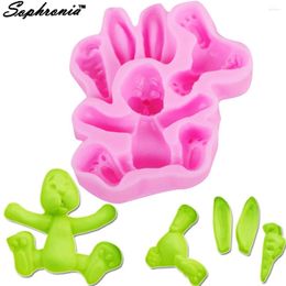 Baking Moulds Sophronia Carrot 1pcs UV Resin Silicone Mould For Craft Jewellery Crystal Pentant Decorative Exoxy M562