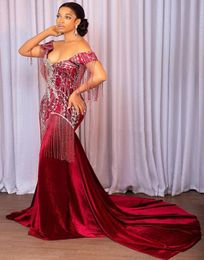 2021 Plus Size Arabic Aso Ebi Burgundy Mermaid Sexy Prom Dresses Lace Beadings Velvet Evening Formal Party Second Reception Gowns 5846854