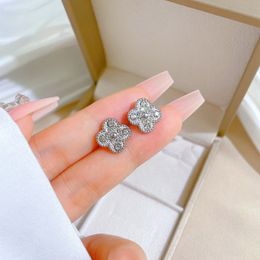 Full Diamond Lucky Clover Earring Simple Fashion Designer Ear Stud Daily Wear Casual Style Jewelry Women Birthday Party Boutique Earrings Jewelry
