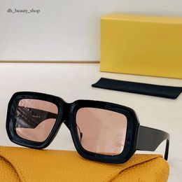 Loewew sunglasses 24ss Black sunglasses for women high quality Lw 40080 Designer Sunglasses men famous fashionable Classic retro luxury fashion designer 903
