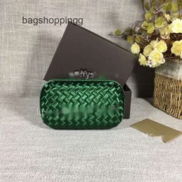 Purse Quality Bags Fashion Knot Small Evening Event Satin 2024 Womens Clutch Handbag Hand Venetas Woven High Lady Botteag Bag NC3E