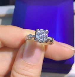 Geoki 925 Sterling Silver Perfect Cut 1ctPassed Diamond Test Moissanite Ring VVS1 Excellent Quality Gem Wedding Rings Women T2009085847123