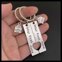 Keychains Lanyards New house charm keychain Our First Home Key Holder Bag Unisex Letter Zinc Alloy Key Chain Pendant Accessories Gift Y240510