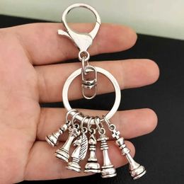 Keychains Lanyards New Products/Chess and Card Pendant Keychain Alloy Pendant Keychain Entertainment Game Jewelry Discover Jewelry Gift Y240510