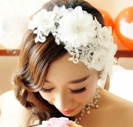Headpieces Bridal handmade headwear, lace flowers, wedding pearls, diamond wedding dresses, accessories.